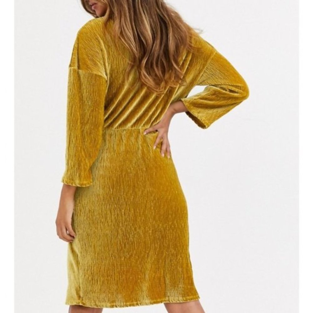 Y.A.S. Long Sleeve Mustard Velvet Wrap Dress NWT - Picture 4 of 5